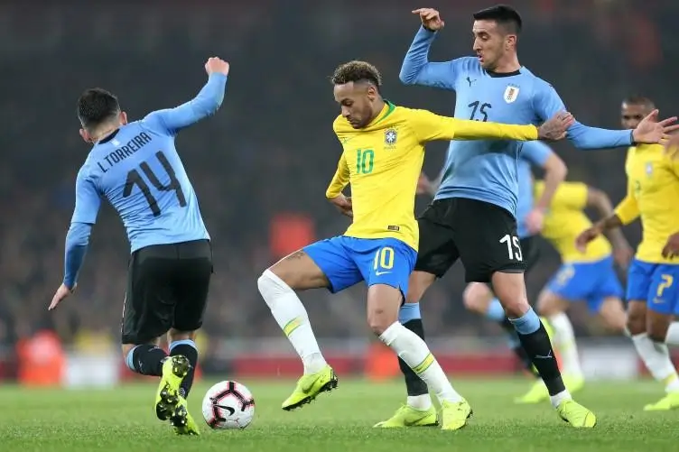 Uruguay vs Brazil (2)